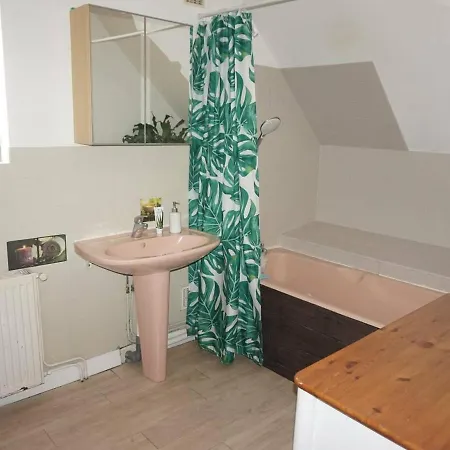 Maison Bavent, 4 Pieces, 5 Personnes - Fr-1-465-66